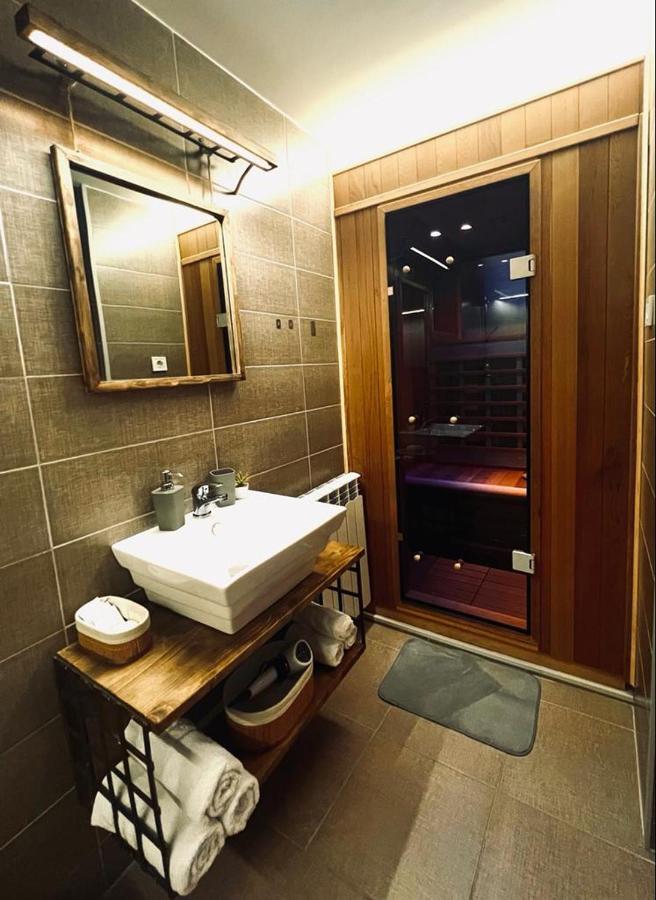 Apartament Aretta Braşov Exterior foto